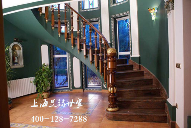上海显赫世家实木成品楼梯